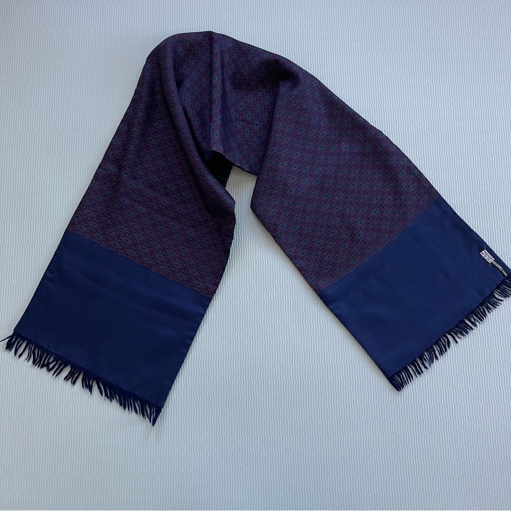 Vtg Hermes Paris Silk/Wool/Cashmere Navy Blue Jacquard Scarf